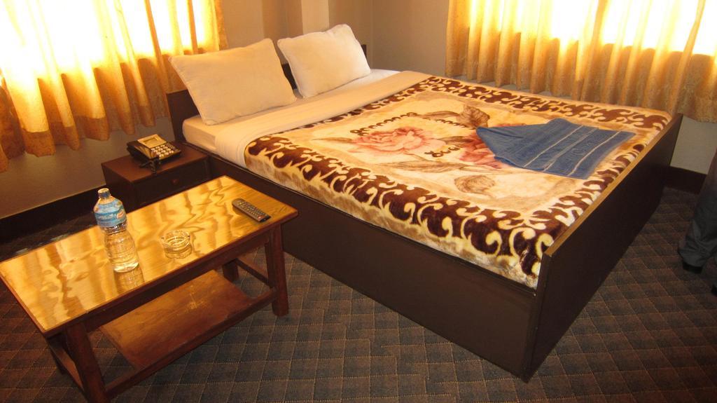 Hotel Aagaman Katmandou Extérieur photo