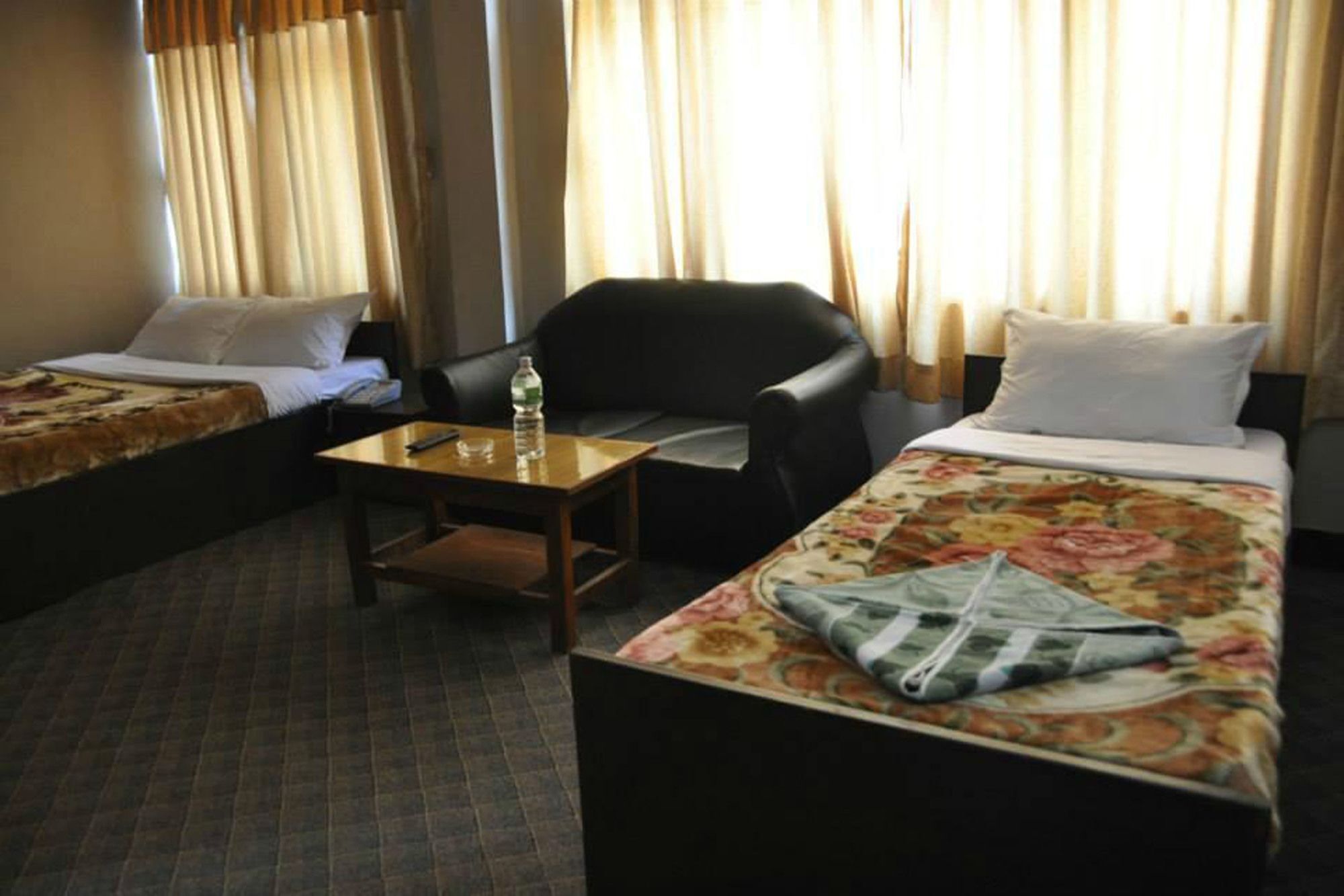 Hotel Aagaman Katmandou Extérieur photo