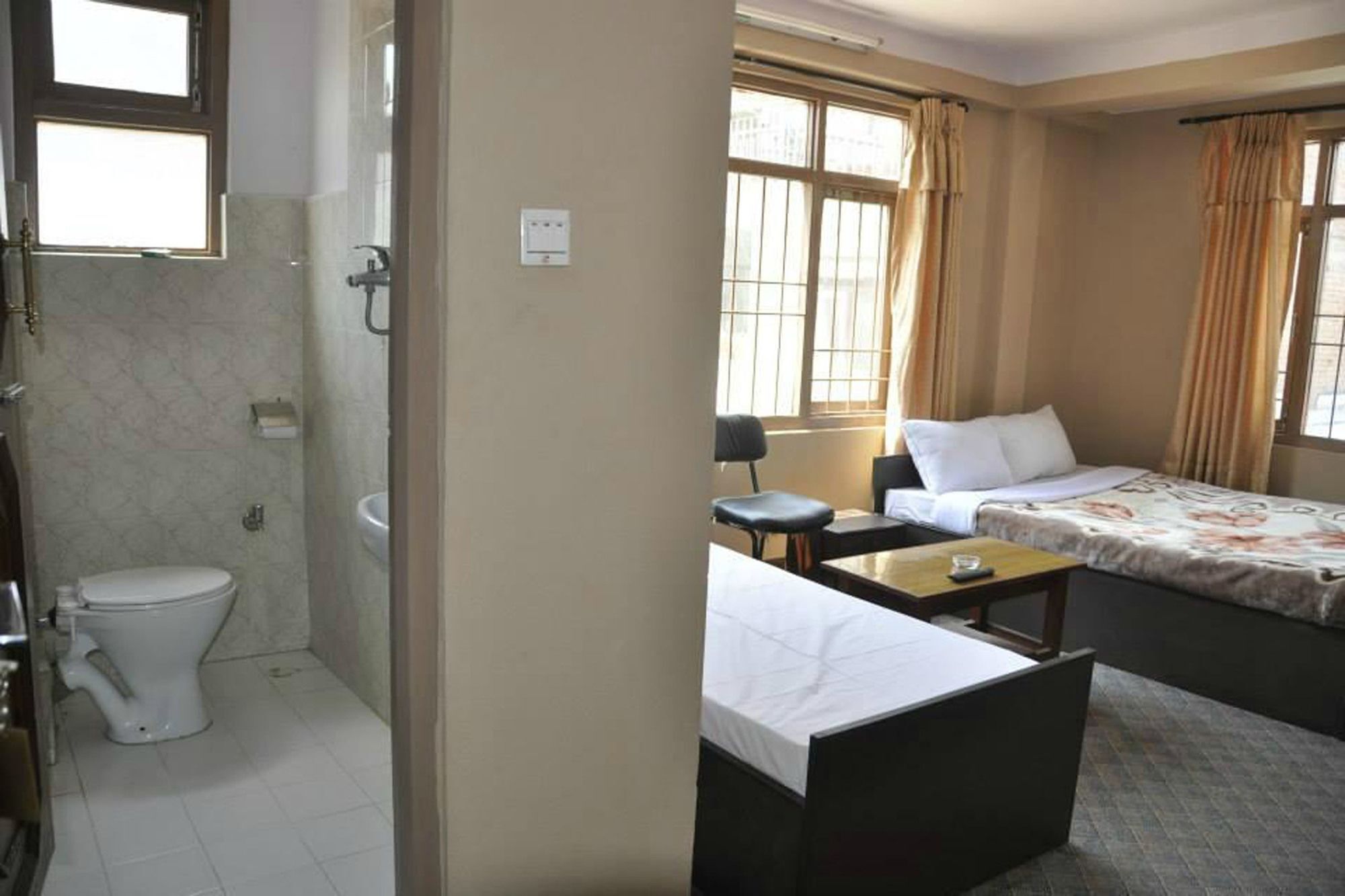 Hotel Aagaman Katmandou Extérieur photo